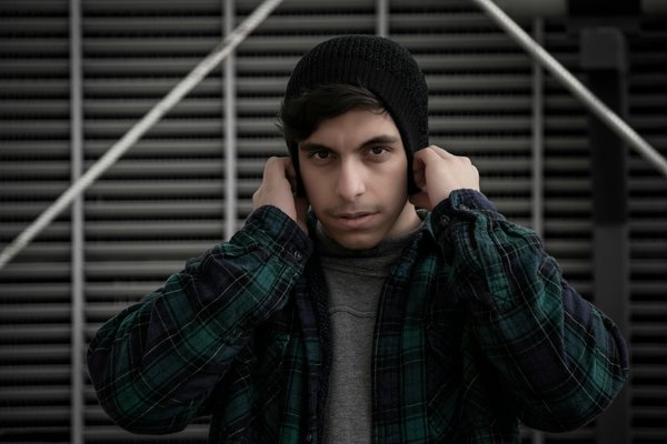 Gommage Doux à l'Avoine : Découvrez le Secret pour Élever l'Éclat des Peaux Sensibles !